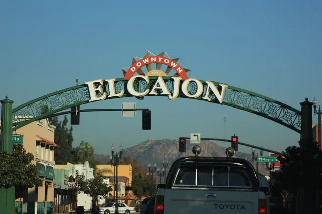 Downtown El Cajon gateway